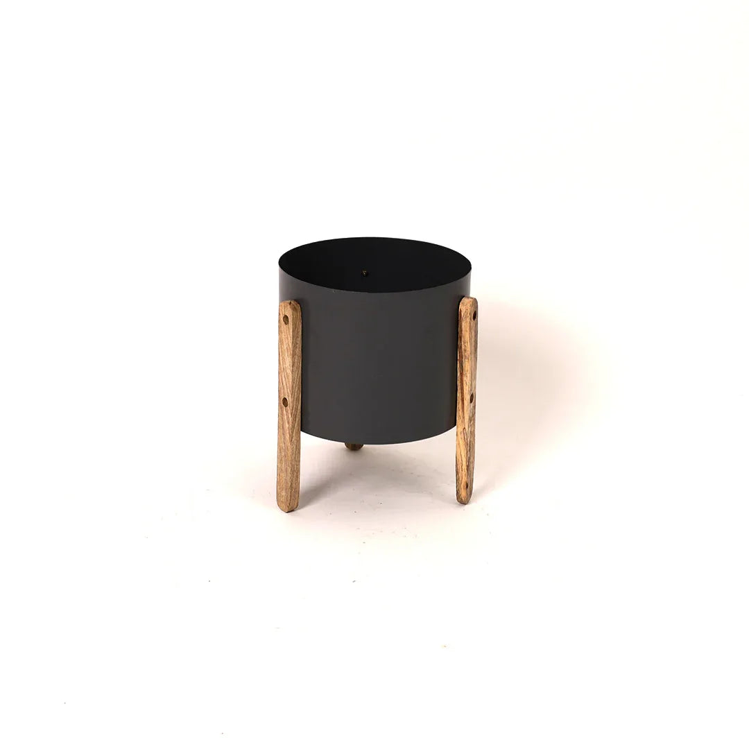 Modern Round Metal Pot with Wooden Stand in Grey
